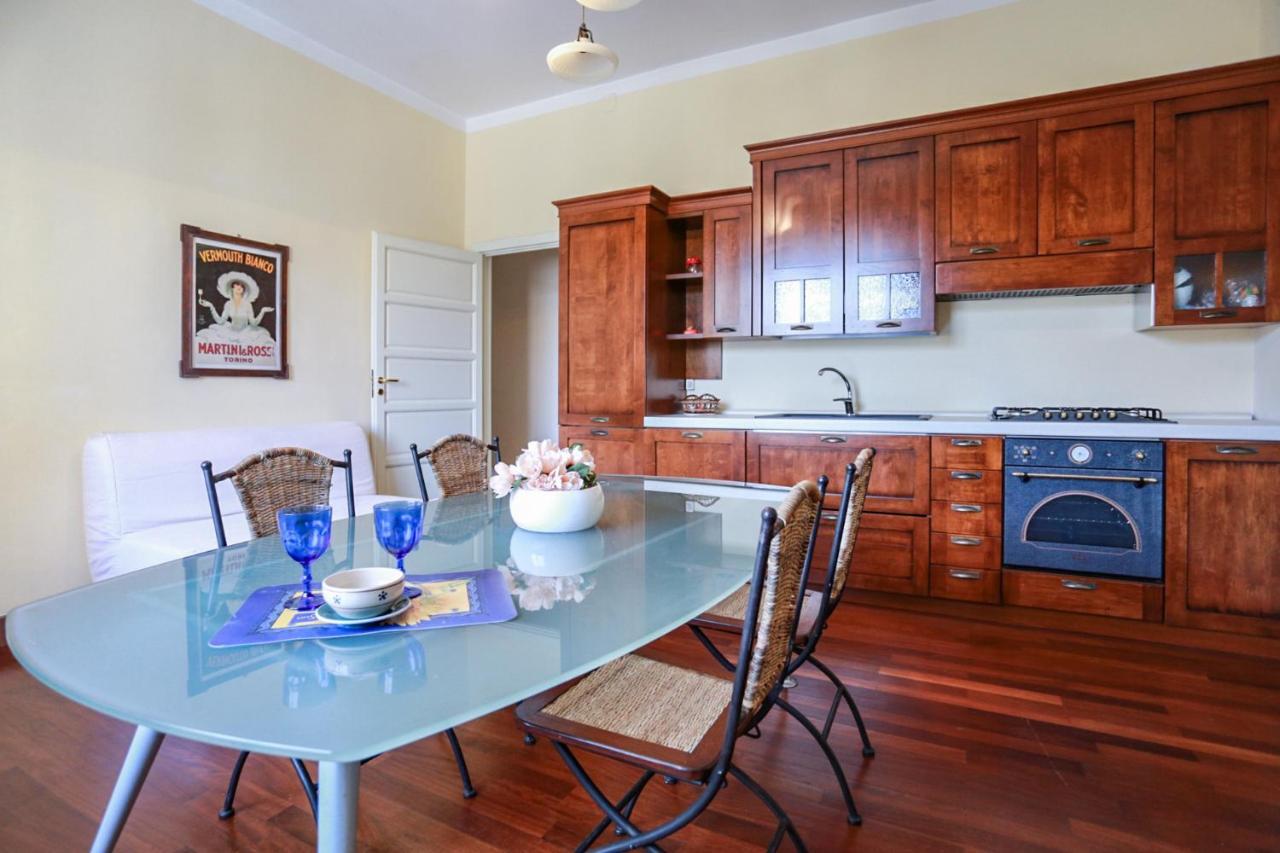 Marconi 7- City Centre Apartment Sit レッチェ エクステリア 写真